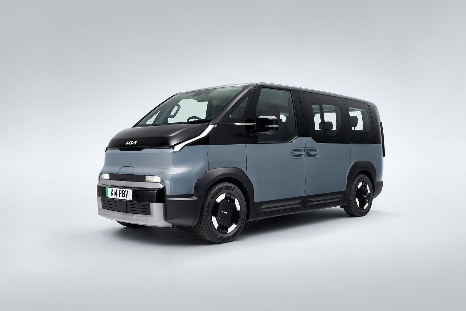 Kia PV5 Passenger 7-seat gets a £1,500 grant boost